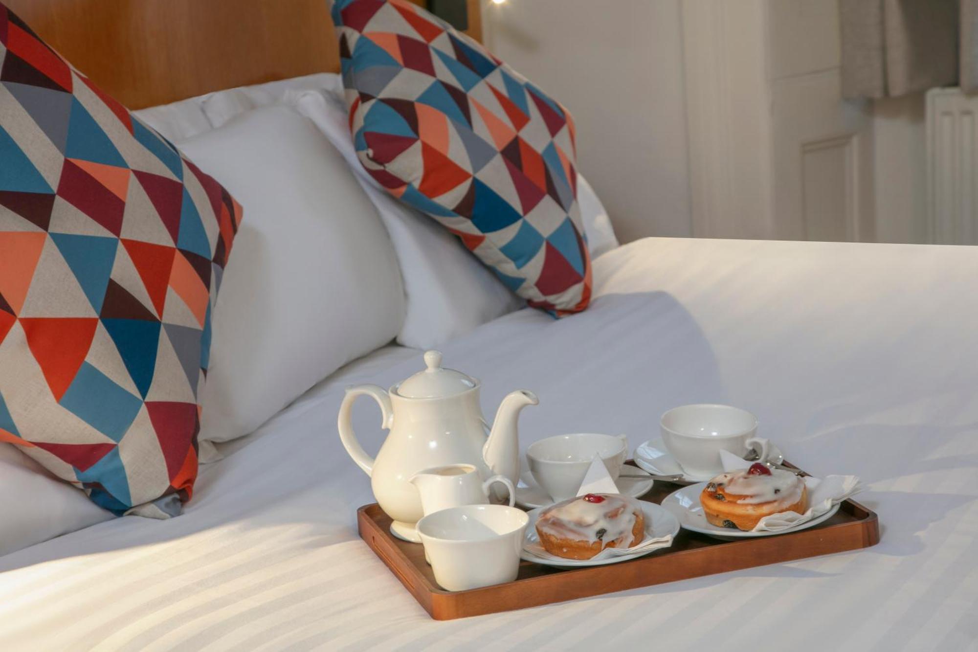 Queensway Hotel, Sure Hotel Collection By Best Western Лондон Екстериор снимка