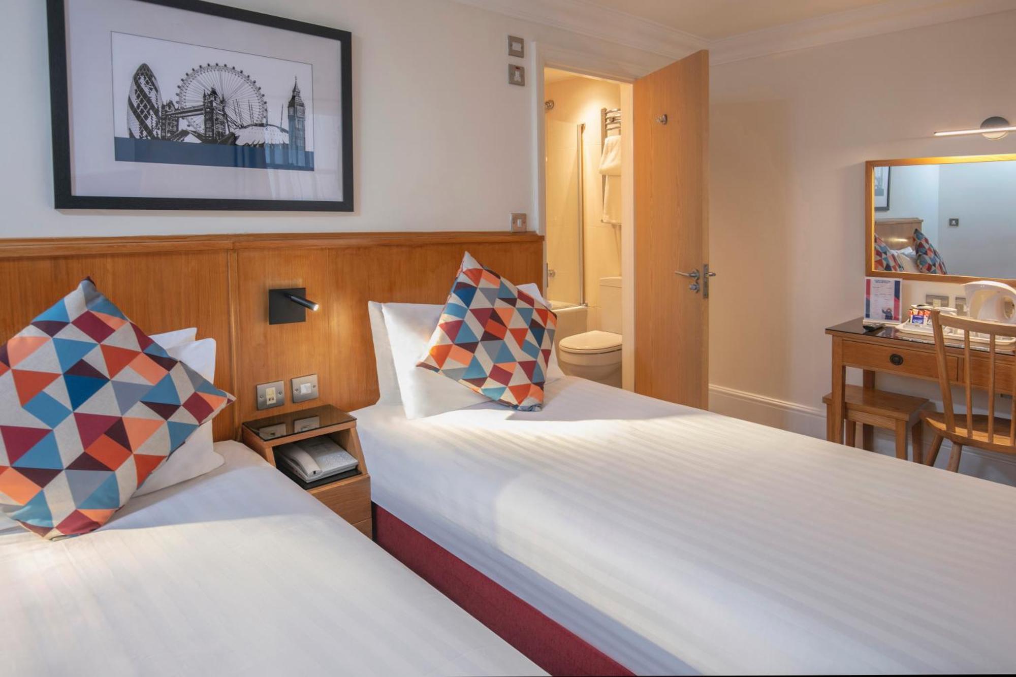 Queensway Hotel, Sure Hotel Collection By Best Western Лондон Екстериор снимка